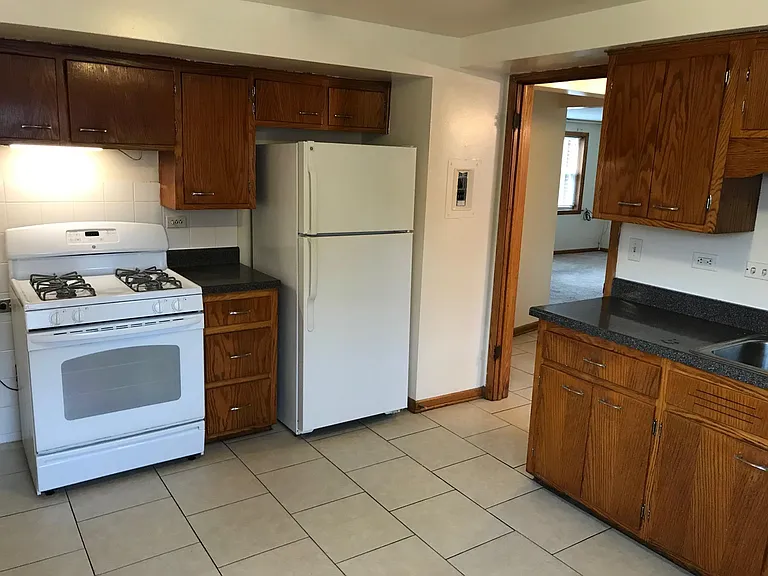 8916 N Wisner St #1 — Photo 5