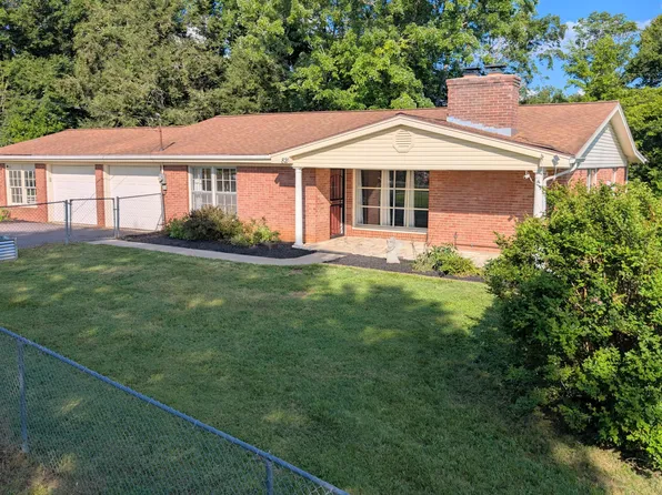 821 Commanche Dr, Newport, TN 37821