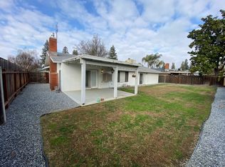 844 N Bollinger Rd, Visalia, CA 93291