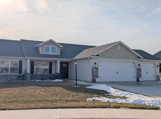 911 Hickory Ct, Decatur, IN 46733