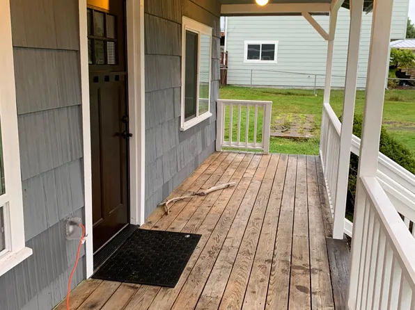 1919 W 6th St, Port Angeles, WA 98363
