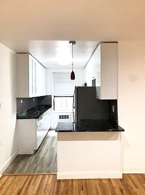 Rented by Douglas Elliman | media 14