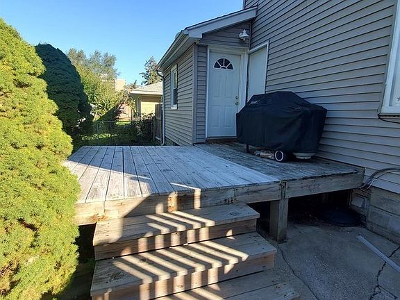 3rd image of 204 S Hamilton St APT 1