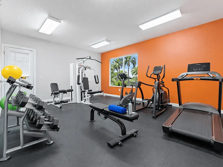 Sundance Pointe — Photo 7
