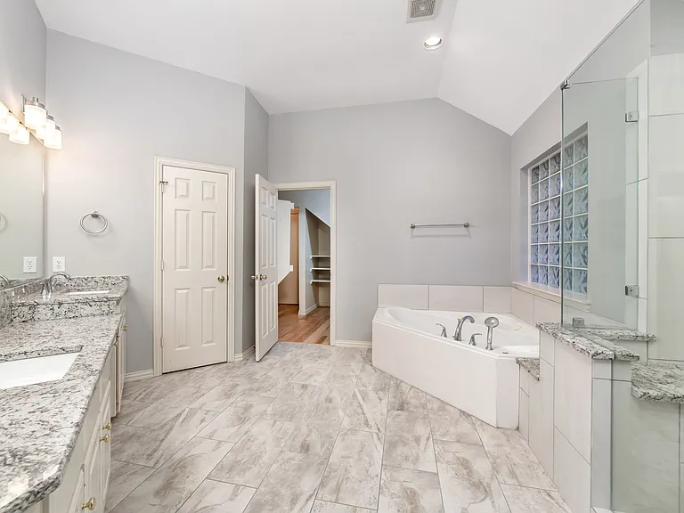 5801 Yeary Rd — Photo 11