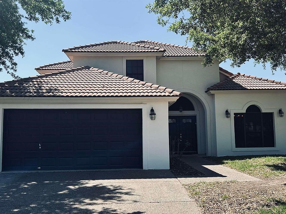 1st image of 321 Lake Carnegie Ct