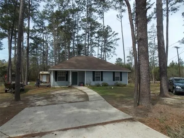 4207 Maple Dr, Slidell, LA 70461