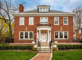 1233 Kensington Ave, Grosse Pointe Park, MI 48230