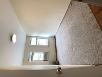 Rented by Roz Khan, LREB