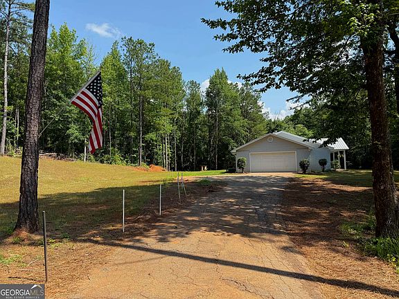 3rd image of 245 Lake Talbot Rd