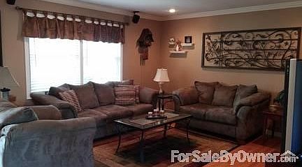 Living Room 1
						:
						18'10"x 13'10"