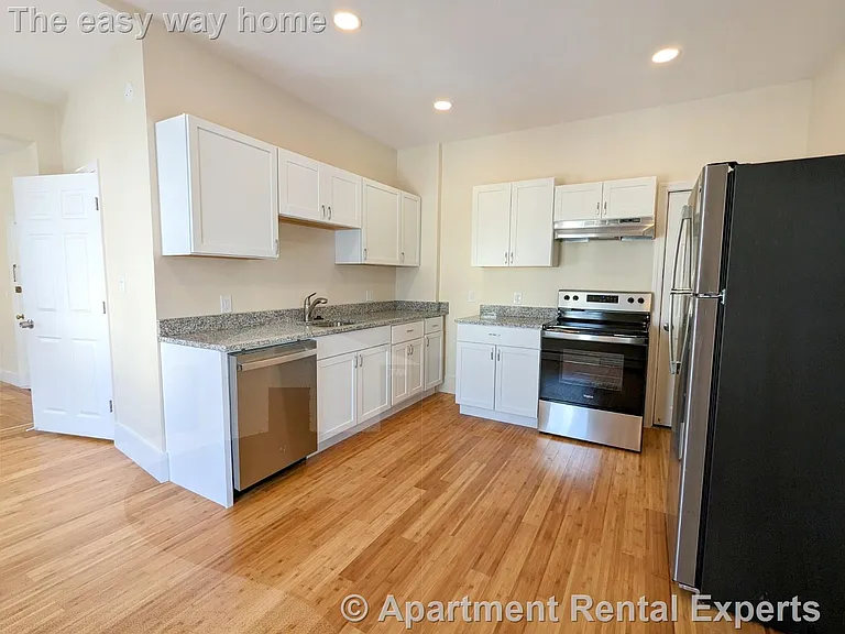 19 Cameron Ave #6 — Photo 9