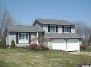 9363 Shawnee Cir, Streetsboro, OH 44241