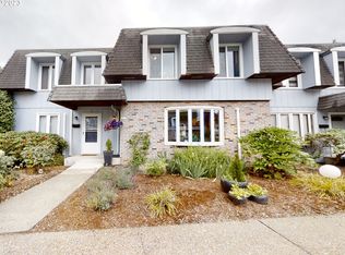 11244 SW Bel Aire Ln, Beaverton, OR 97008