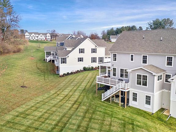 5th image of 211 Daylesford Ct
