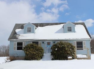 76 Tompkinsville Rd, Scott Township, PA 18433