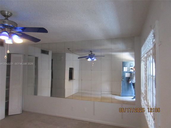 4th image of 1230 NE 139th St APT 309