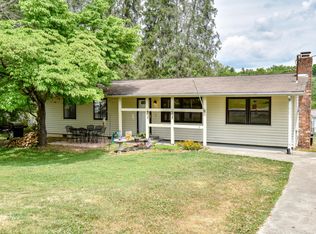 111 Regent Cir, Oak Ridge, TN 37830