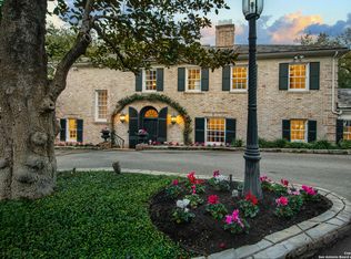 10 Ironwood Rd, Olmos Park, TX 78212