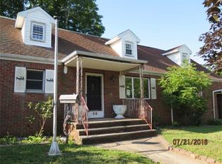 69 Corey St, Fords, NJ 08863