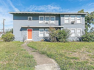 1st image of 251 Senisa Dr