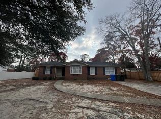 706 Shortridge Rd, Fayetteville, NC 28303