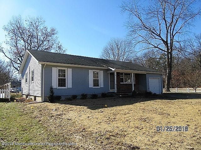1st image of 35 Winding River Dr