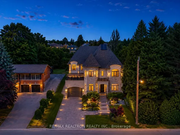 132 Pemberton Rd, Richmond Hill, ON L4C 3T7
