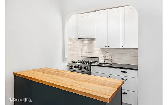 Sold by Douglas Elliman | media 9