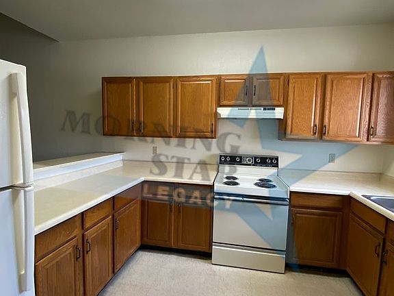 4th image of 1504 Andrews Dr