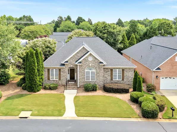 5 Fenland Dr, Greenville, SC 29615