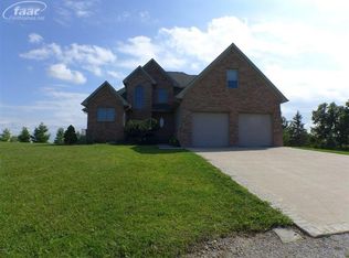 3250 E Caro Rd, Caro, MI 48723