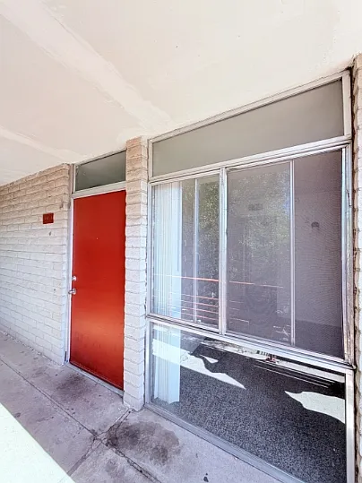 BROADWAY APARTMENTS — Photo 60
