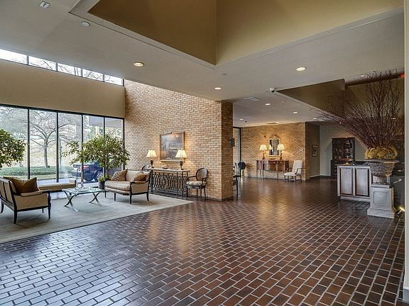 2nd image of 3901 W End Ave APT 803