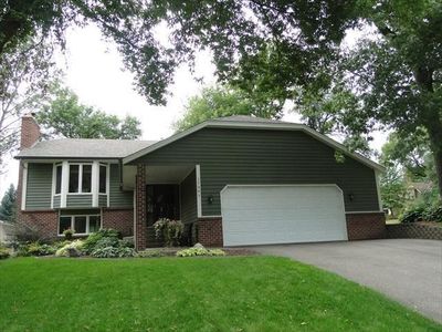 17401 Hayes Ave, Lakeville, MN, 55044