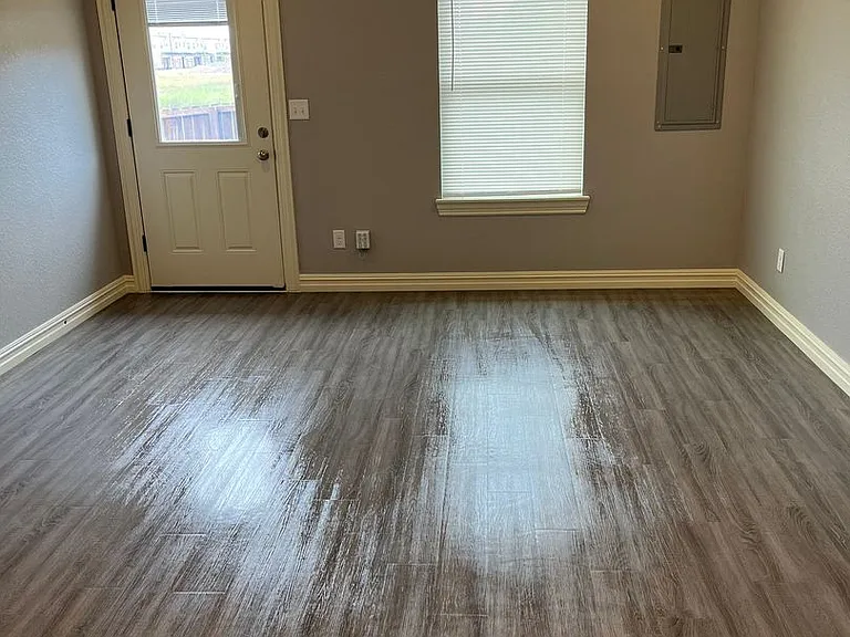 9006 Chanel Pl — Photo 3