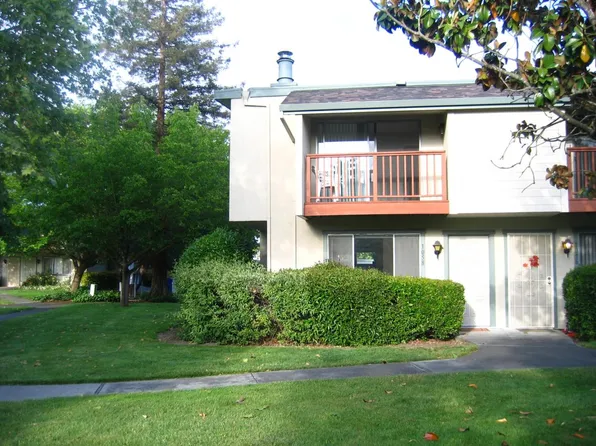 1058 Eleanor Ave, Rohnert Park, CA 94928