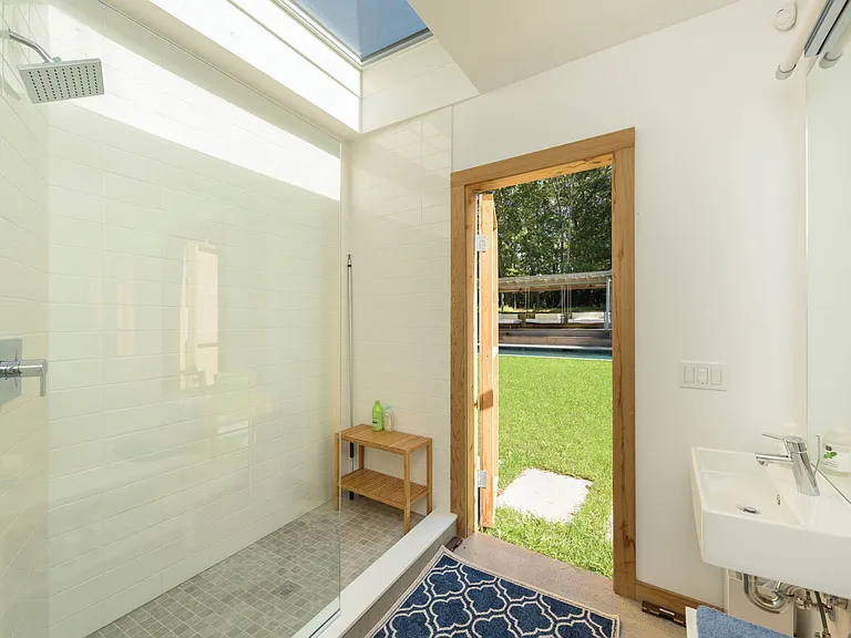 18 Oyster Pond Ln — Photo 25