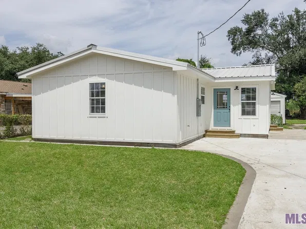 120 Foley Ave, Napoleonville, LA 70390