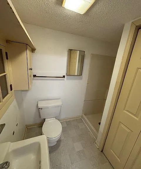 404 W Hampton Ave — Photo 6