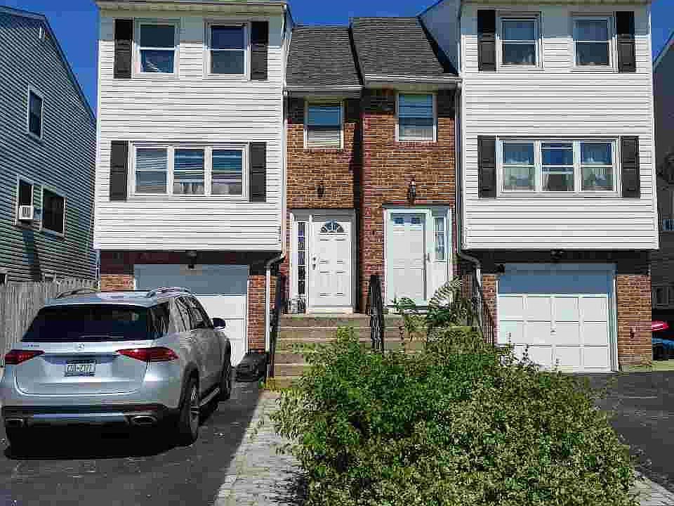 1st image of 2517 Cedar St