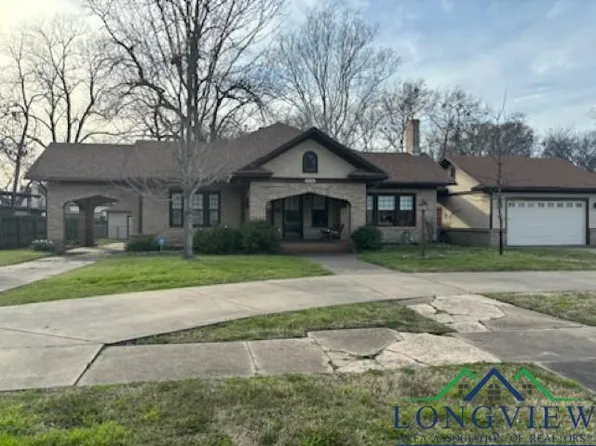 304 N Montgomery St, Gilmer, TX 75644
