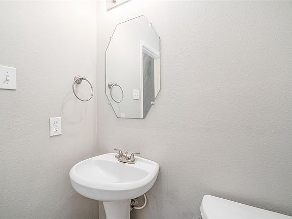 3rd image of 2114 Wildbrook Canyon Ln