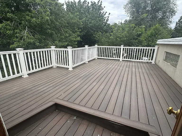 1752 S Clarkson St — Photo 17