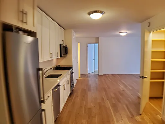 Rented by Corcoran | media 18