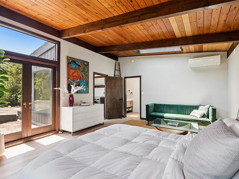 4350 Paradise Dr — Photo 14