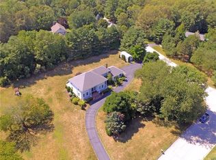 85 Woodbridge Dr, East Greenwich, RI 02818