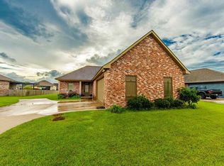 119 Lake Maclaine Ave, Thibodaux, LA 70301