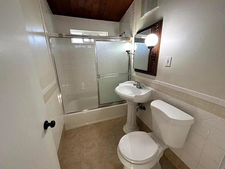 3602 Hazelwood St — Photo 12