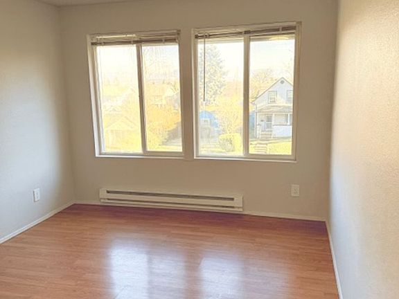 3rd image of 3614 Wetmore Ave APT 4